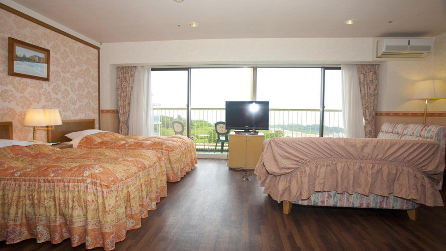 Bedroom 2, Izu-Kogen Wan Wan Paradise Condominium, Itō