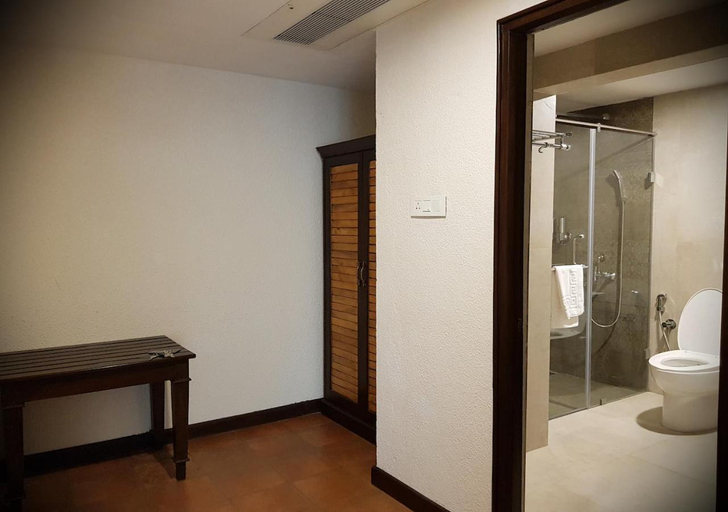 Bathroom 3, Ziva Suites, North Goa