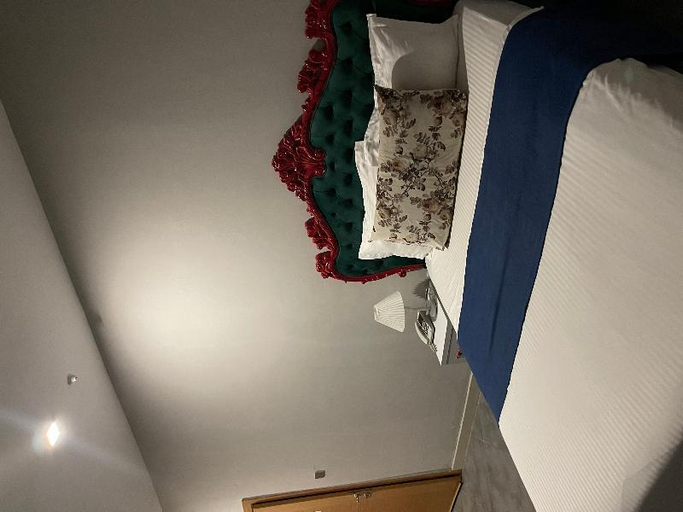 Bedroom 2, Midway Hotel, Accra