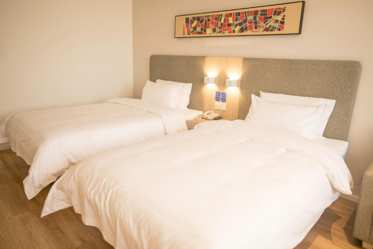 Bedroom 2, Hanting Hotel Puyang City Center Plaza, Puyang