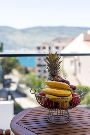Food & Drinks, Apartments Ivo Herceg Novi
