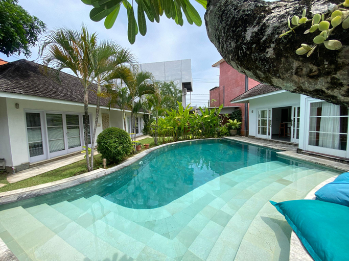 Others 5, Batu Bolong Residence, Badung