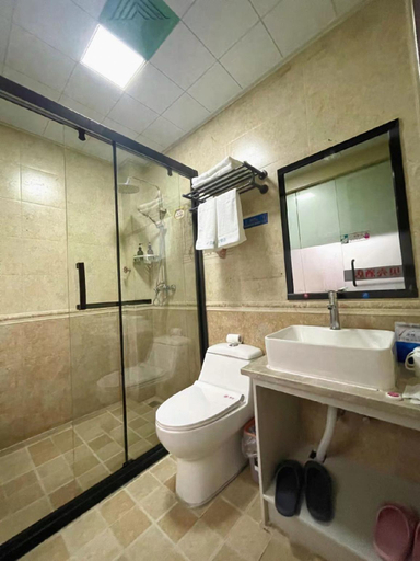 Bathroom 3, Shell Hotel Huaibei Xiangshan District Rt-Mart, Huaibei