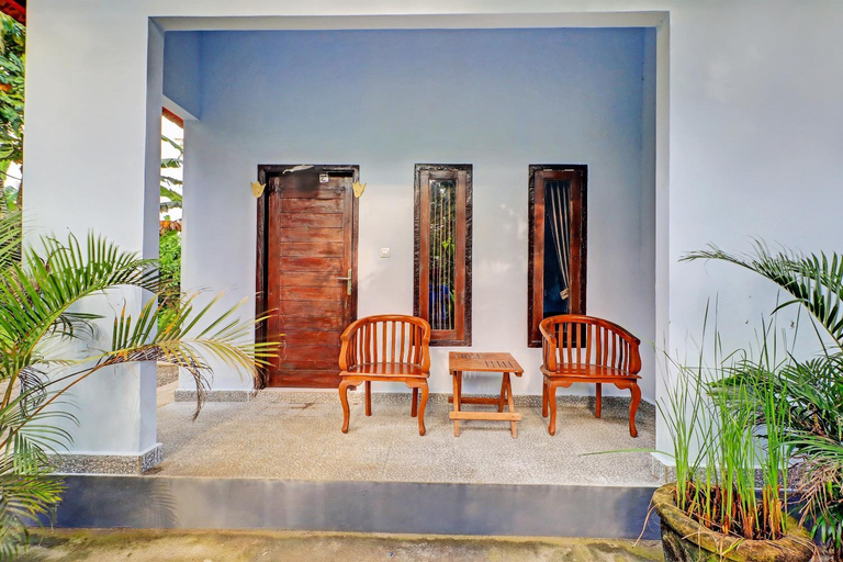 Public Area 2, OYO 92401 Hotel Mustika, Jembrana