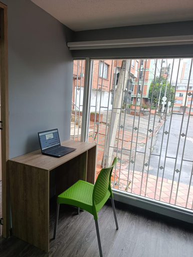 Others 5, Hostelfc Javeriana, Santafé de Bogotá