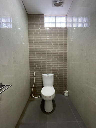 Bathroom 3, Grand Sofia Family Guesthouse, Bandung