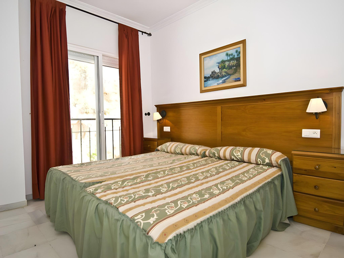 Bedroom 3, Apartamentos HC Burriana Playa, Málaga