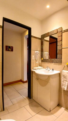 Bathroom 4, Aires del Beagle, Ushuaia