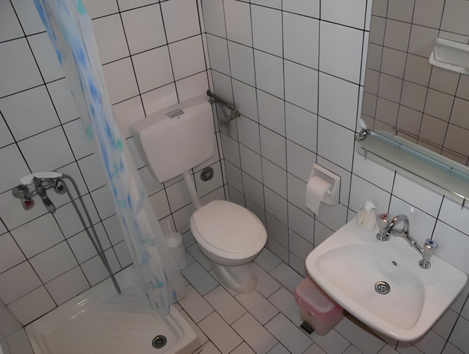 Bathroom 4, Soti's Rooms, East Macedonia and Thrace