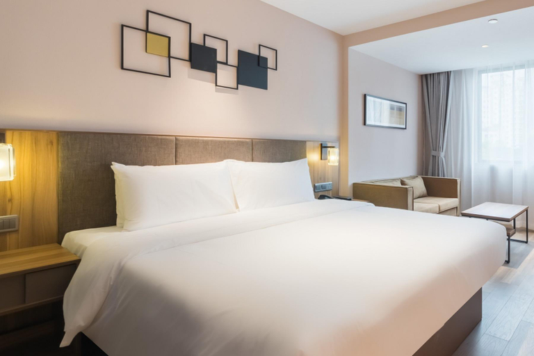 Bedroom 2, Home Inn Plus Nanchang High-tech Huoju Plaza, Nanchang