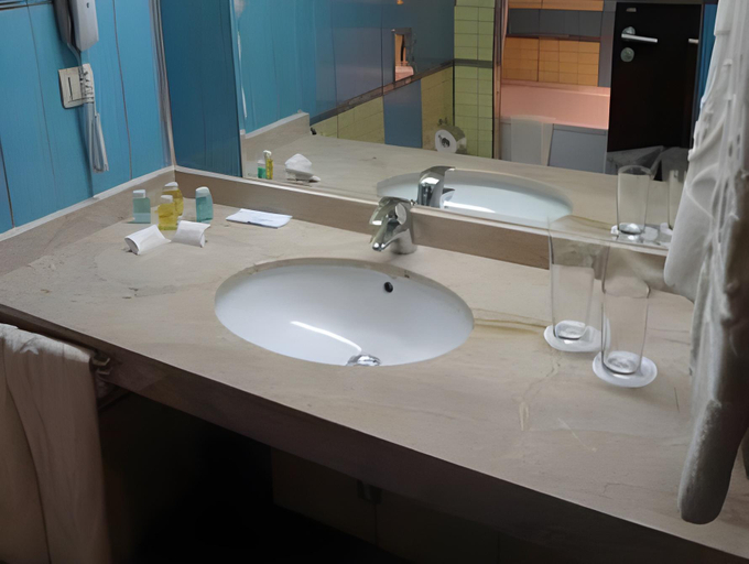 Bathroom 3, Mirage Hotel, Nesebar