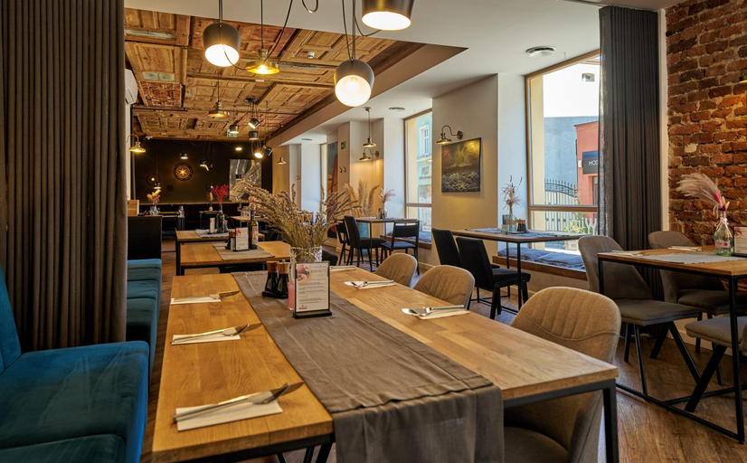 Food & Drinks 2, Hotel Sobieskiego 9, Rybnik City