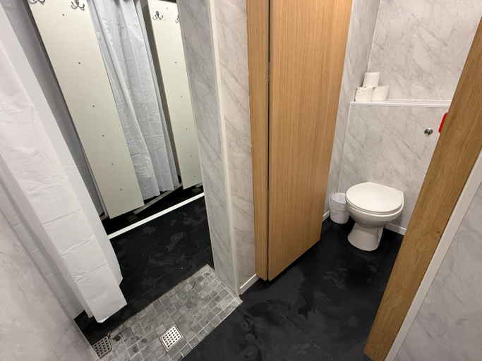 Bathroom 2, Partypad Newcastle Central, Newcastle upon Tyne