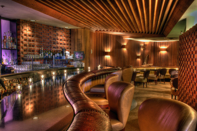 Food & Drinks 5, Hotel Deluxe, Multnomah