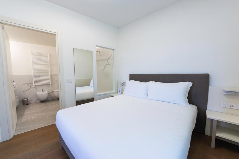 Bedroom 3, Arona Palace - Superior Apartments, Novara