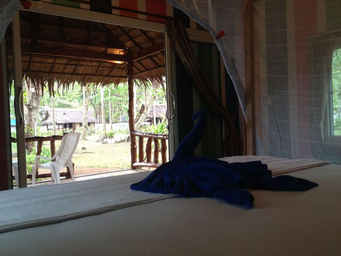 Bedroom 2, Koh Jum Freeda Resort, Nua Khlong