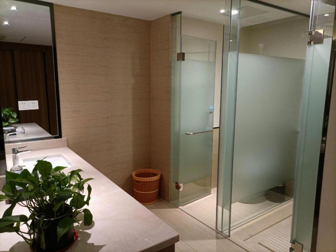 Bathroom 4, Da Peng Zhongzhou Hotel, Hainan