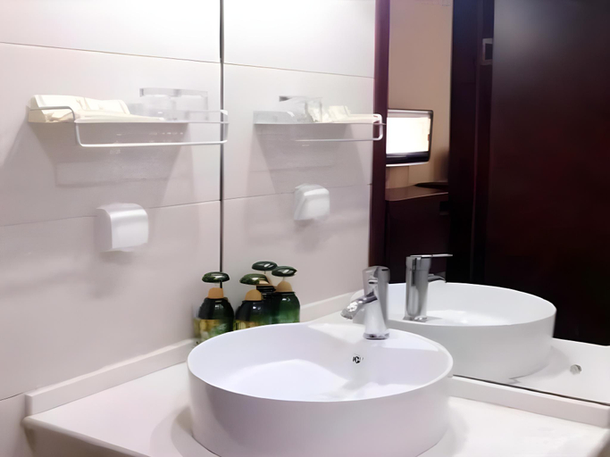 Bathroom 3, Weihai Huayu Business Hotel, Weihai