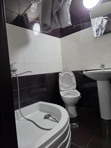 Bathroom 5, Apartment in Old Tbilisi 33 Silver Street, Tbilisi