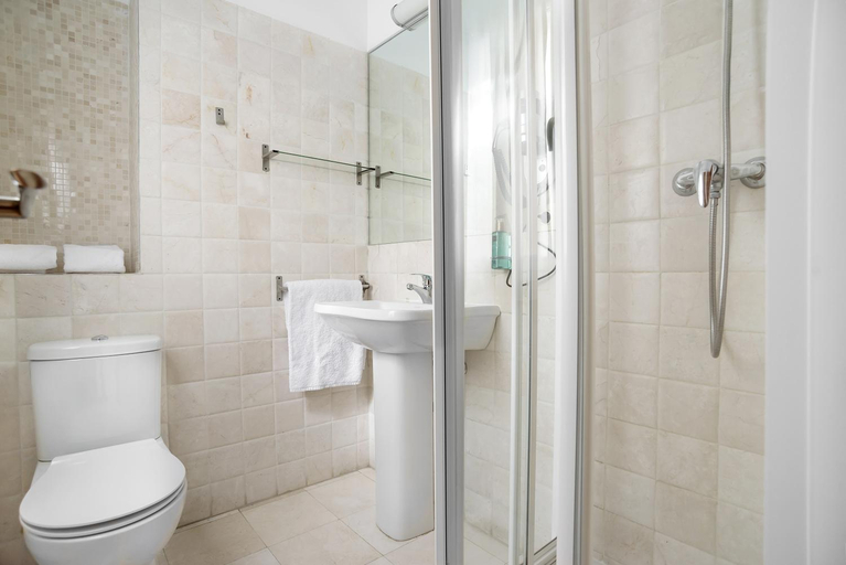 Bathroom 2, Suites Campo del Principe, Granada