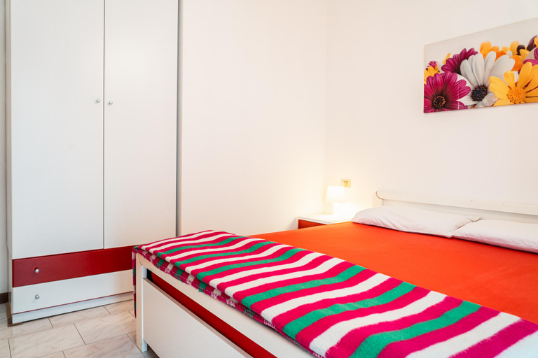 Bedroom 2, Comfy apartment by the sea in Bibione, Venezia