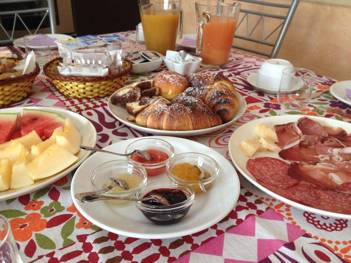 Food & Drinks 4, B&B Notti E Dintorni, Catania