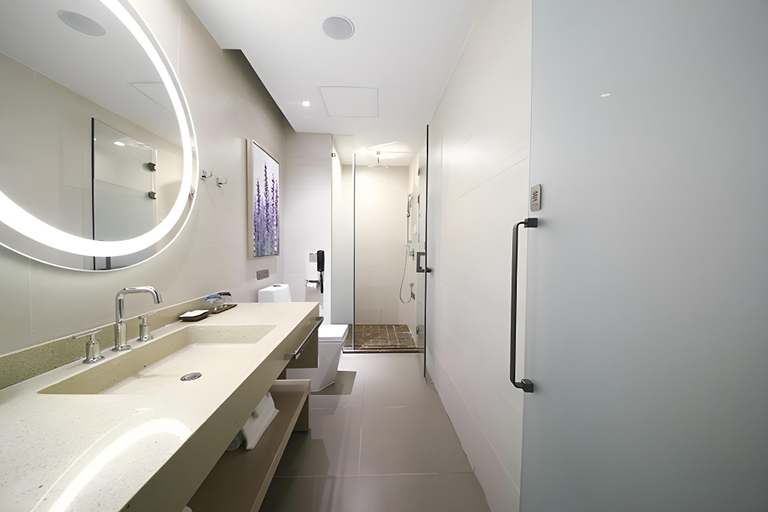 Bathroom 3, Lavande Hotel Beijing Guanganmen Lize Commercial Zone, Beijing