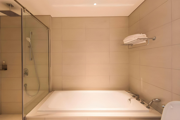Bathroom 5, Anstay Residence by A La Carte Hạ Long, Hạ Long