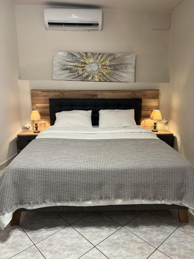 Bedroom 4, Garden Square Inn, Attica