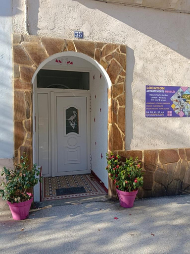 Entrance 3, christiane cere, Pyrénées-Orientales