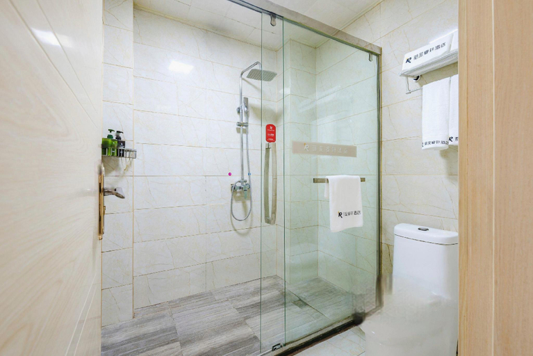 Bathroom 3, Rezen Select Hotel Zhoukou Wenchang Wanda Normal University, Zhoukou