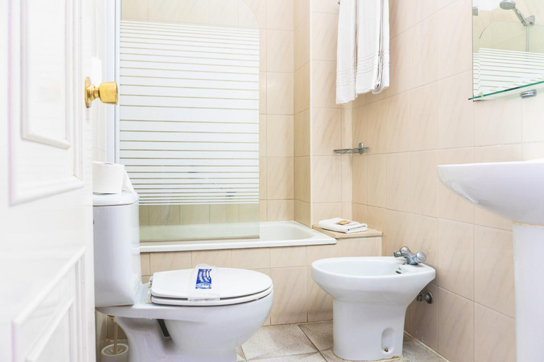 Bathroom 4, Hotel Aeropuerto Sur, Santa Cruz de Tenerife