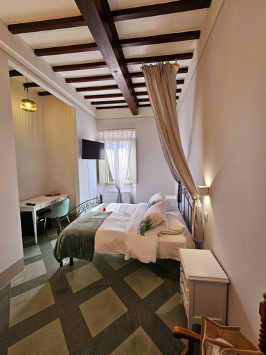 Bedroom 3, Palazzo delle Erbe, Siena