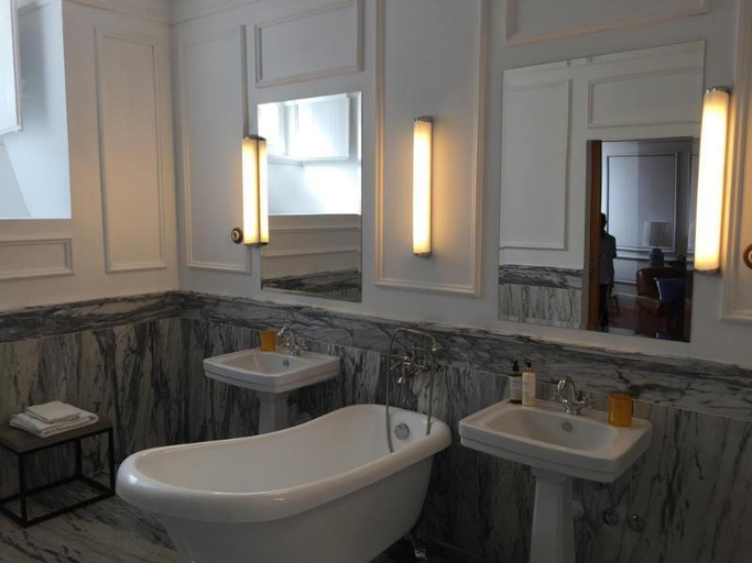 Bathroom 3, Casa Oliver Boutique B&B - Principe Real, Lisbon
