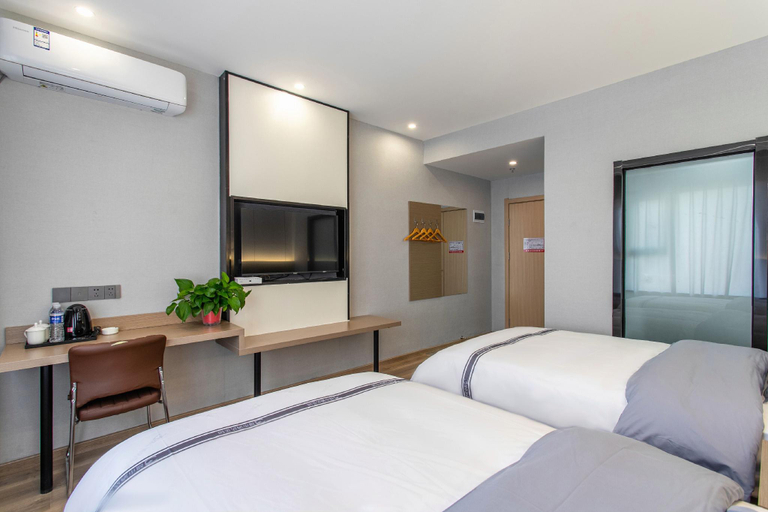 Bedroom 2, City 118 Selected Hotel Linyi Hedong District East Railway Station, Linyi