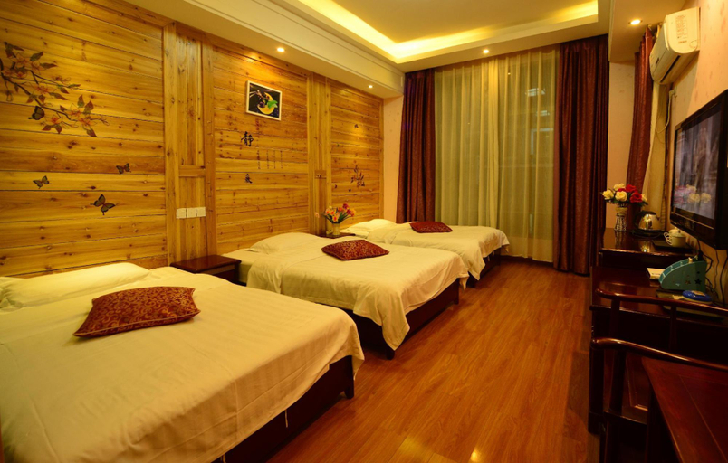 Bedroom 3, Mount Emei Moon Bay Hotel, Leshan