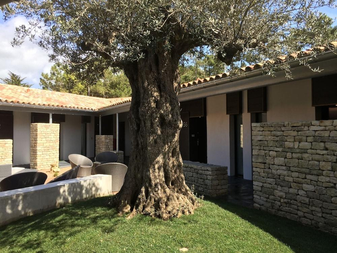 Others 4, Hotel Ile de Re, Charente-Maritime