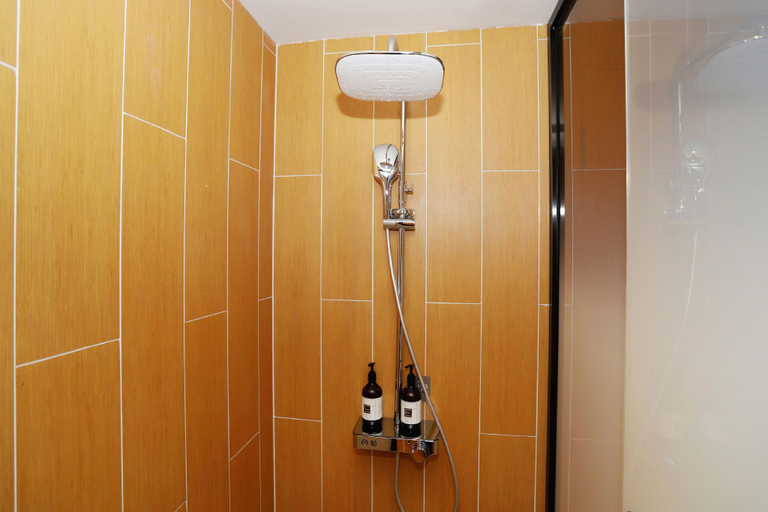 Bathroom 4, Ji Hotel (Taiyuan Tiyu Road), Taiyuan