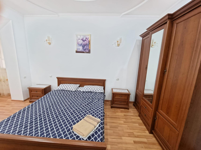 Others 2, GoRent Anestiade Deluxe Apartment
