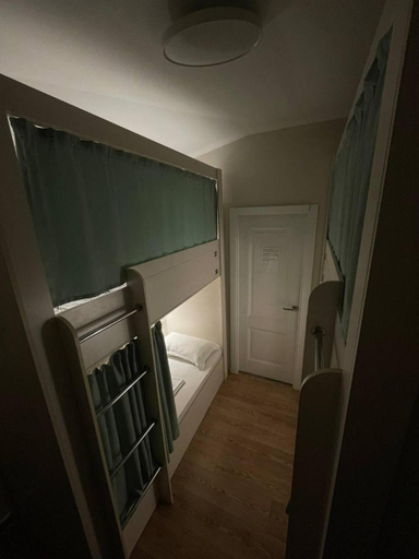 Bedroom 2, Hostel Nomad, Almaty