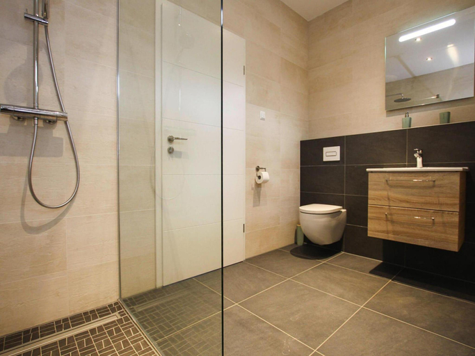 Bathroom 3, Villa Seeblick in Lychen, Uckermark