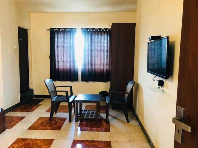 Others 5, J J Lodging, Kolhapur