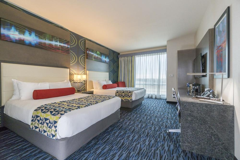 Bedroom 2, Rhythm City Casino & Resort, Scott