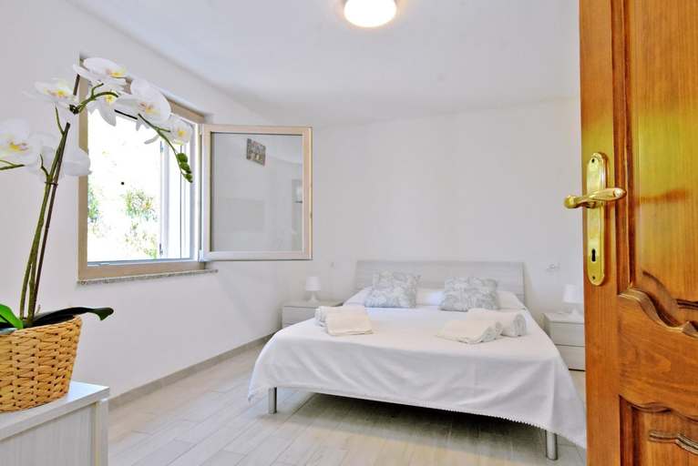 Others 4, Villa Chiara, Sassari