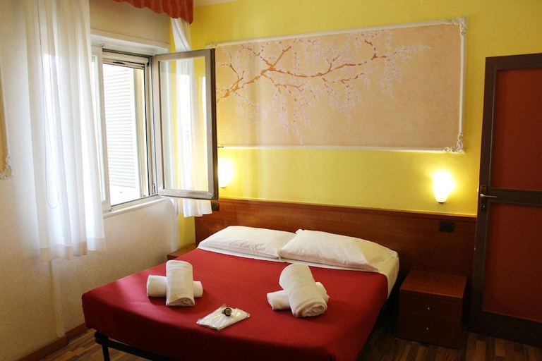 Bedroom 4, Hotel America, Milano