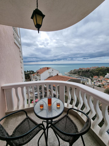 Others 2, Apartments Adriatik