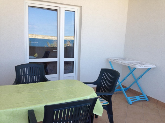 4, Apartments Isabella - Family Friendly, Novalja