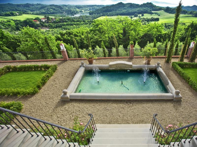 Sport & Beauty 2, Villa Barberino, Arezzo