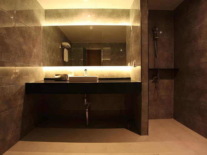 Bathroom 3, Hotel Rich, Goyang