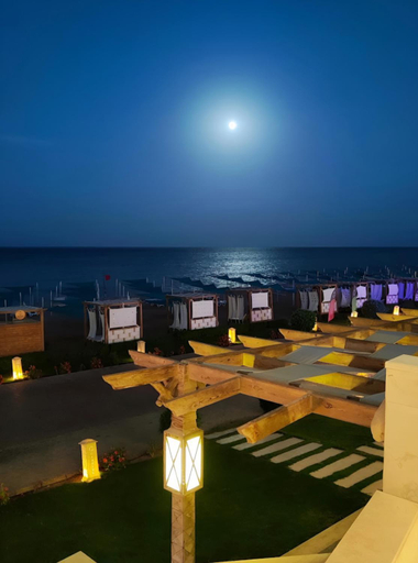 Others 5, luxury Beachfront Studio- Foreign Nationals Only, Safaja